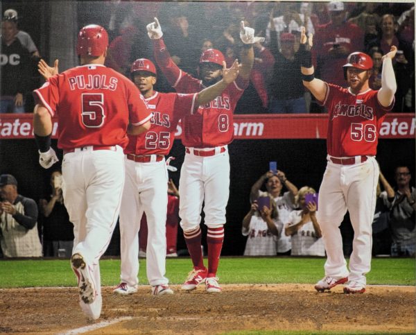 PujolsDirtCelebrate